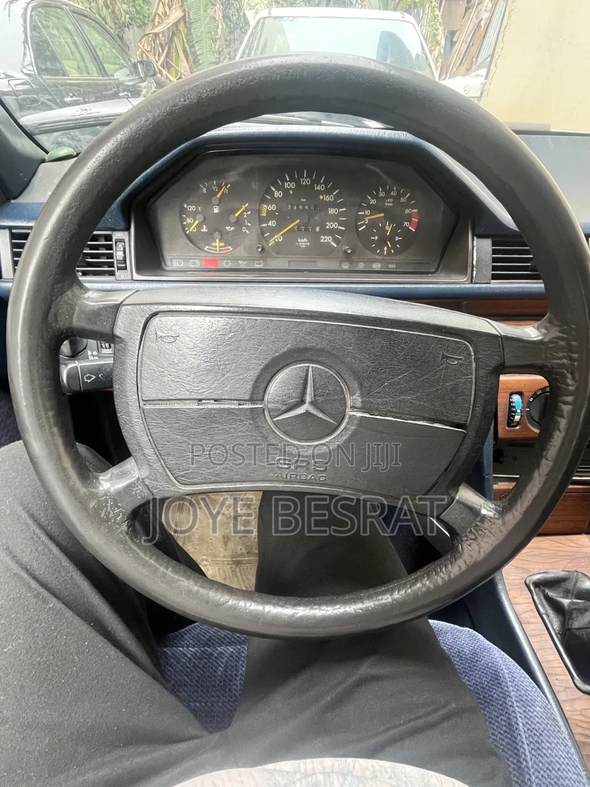 Mercedes-Benz 230E 1989 White