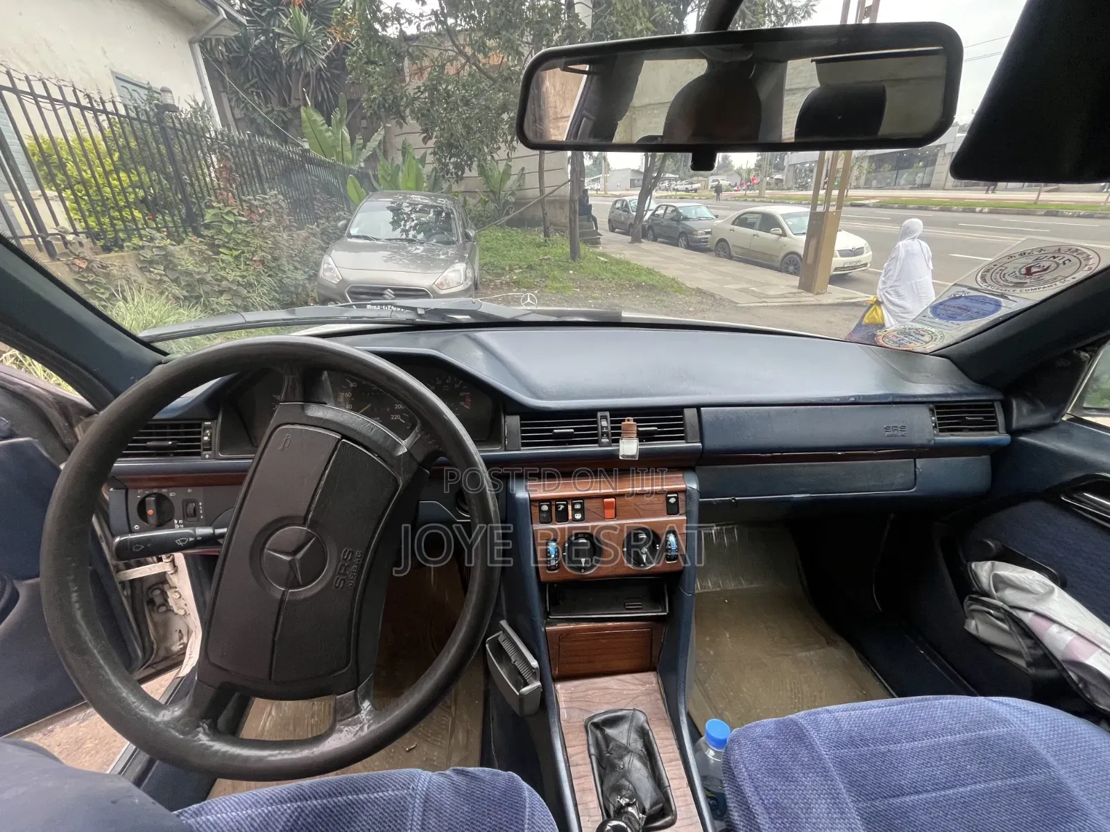 Mercedes-Benz 230E 1989 White