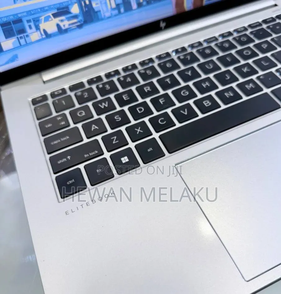 New Laptop HP EliteBook 840 G10 16GB Intel Core i7 SSD 512GB