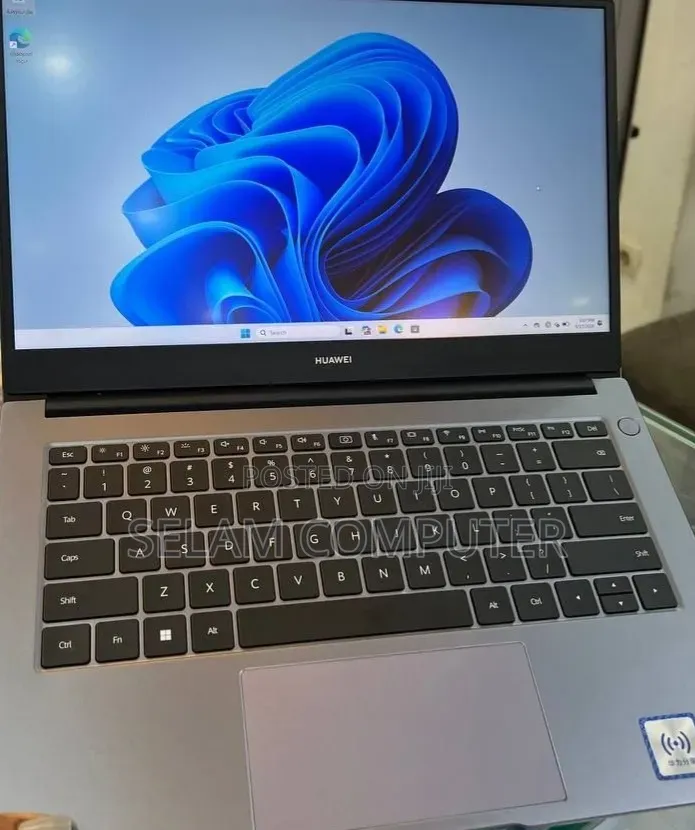 New Laptop Huawei MateBook 16s 16GB Intel Core i5 SSD 512GB