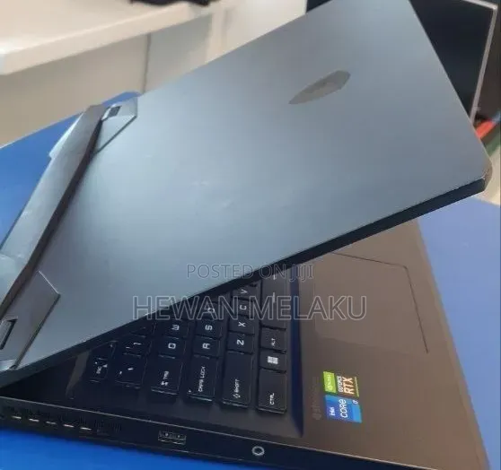 New Laptop MSI GP75 Leopard 16GB Intel Core i7 SSD 1T