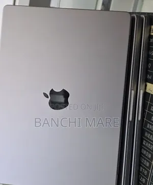 New Laptop Apple MacBook Pro 2021 M1 32GB Apple M1 SSD 512GB