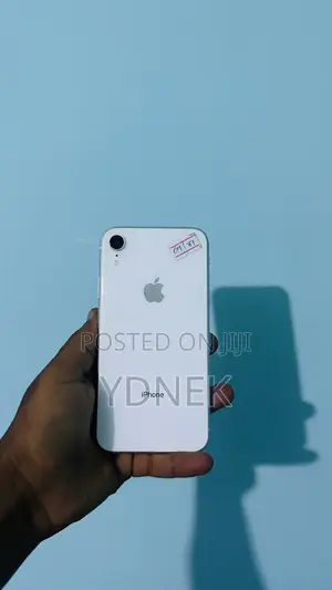 Apple iPhone XR 64 GB White