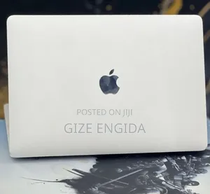 New Laptop Apple MacBook Pro 2022 M2 8GB Apple M2 SSD 512GB