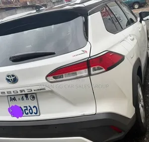 Toyota Corolla 2024 White
