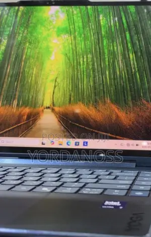 New Laptop Lenovo Yoga Book 9i 32GB Intel Core Ultra 7 SSD 1T