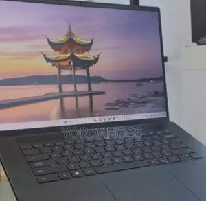 New Laptop Dell Inspiron 15 16GB Intel Core i7 SSD 512GB