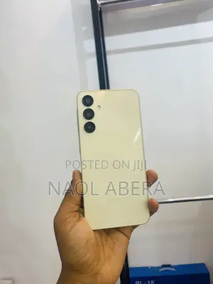 New Samsung Galaxy A16 5G 128 GB Gold