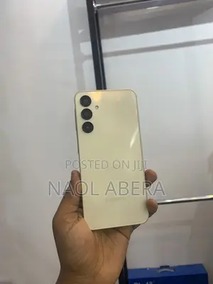 New Samsung Galaxy A16 5G 128 GB Gold