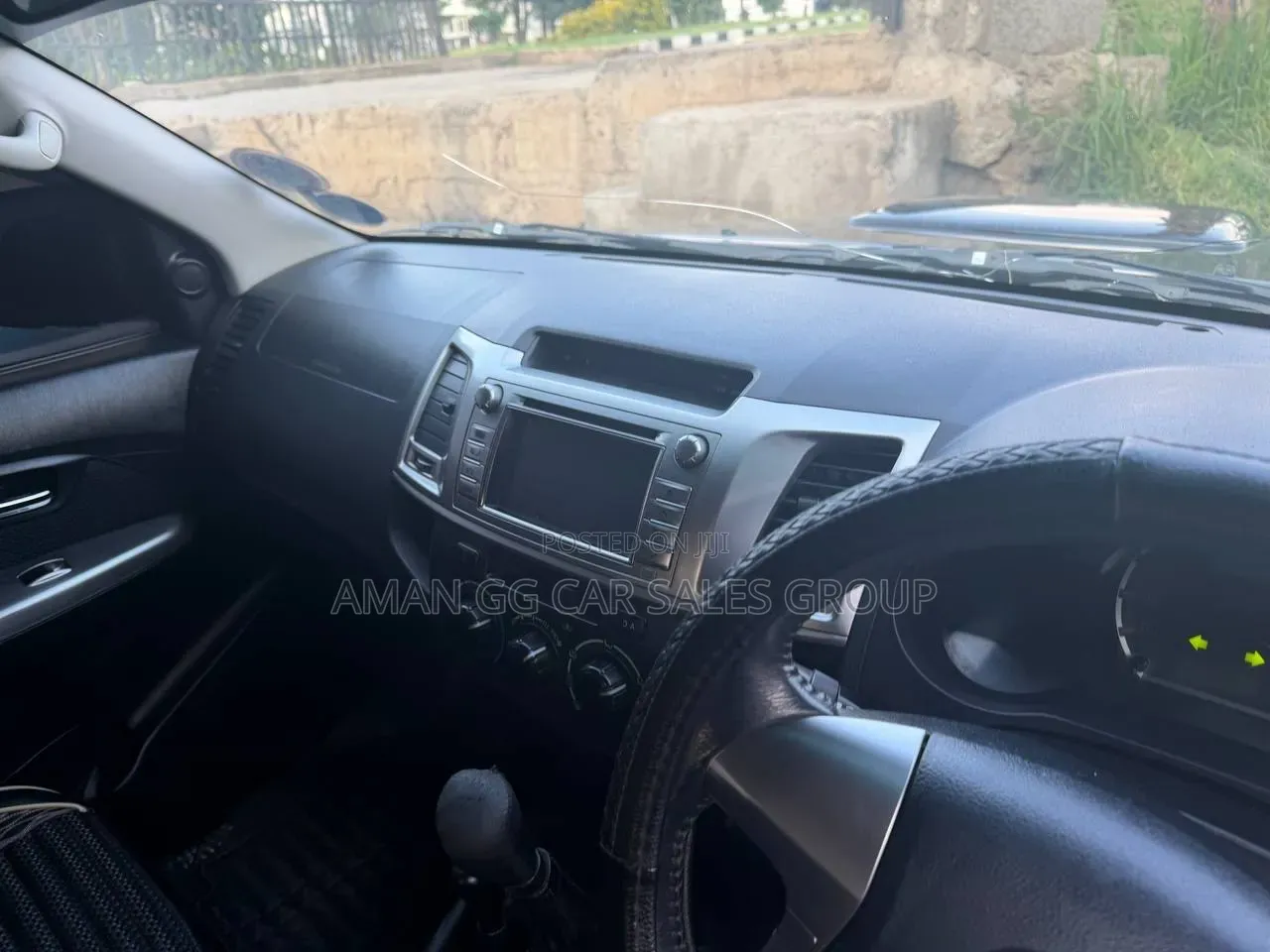 Toyota Hilux 2014 Black