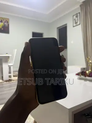 Apple iPhone 11 128 GB Yellow