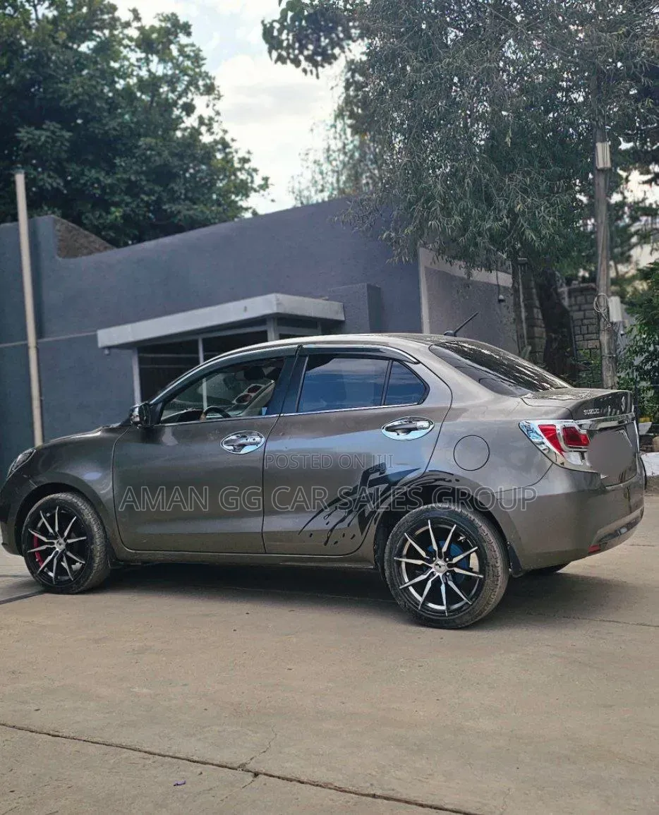 Suzuki Dzire 2022 Gray