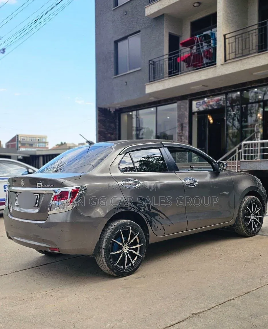 Suzuki Dzire 2022 Gray