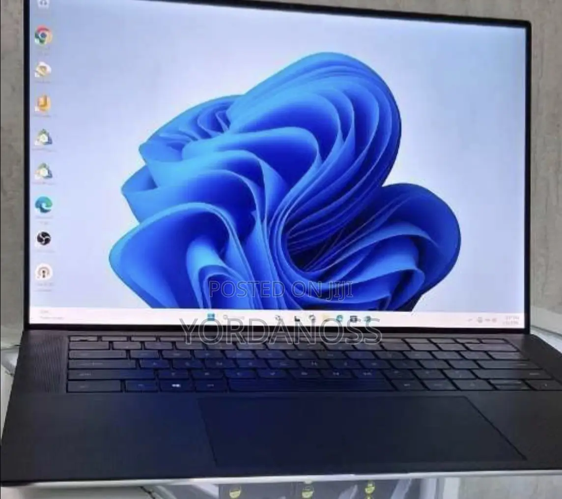 New Laptop Dell XPS 15 16GB Intel Core i7 SSD 512GB