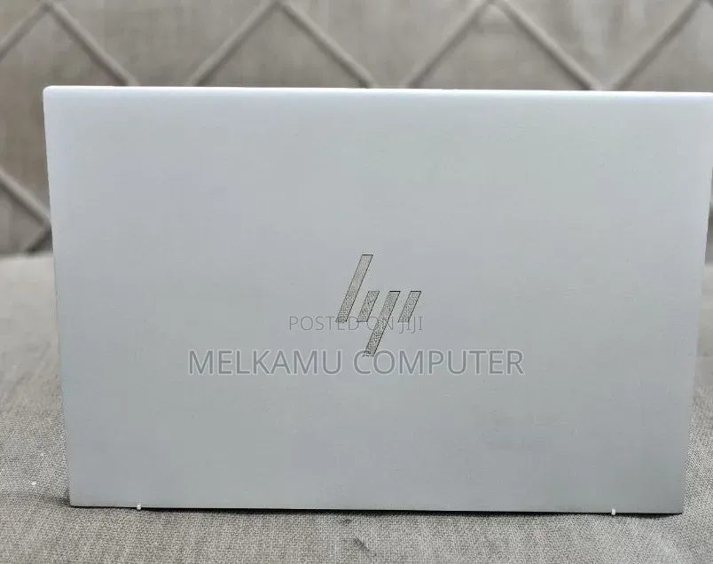 New Laptop HP EliteBook 840 G10 16GB Intel Core i7 SSD 512GB