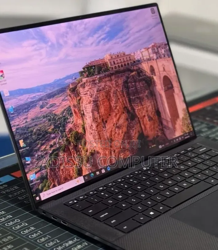 New Laptop HP Pavilion 15 16GB Intel Core i9 SSD 512GB