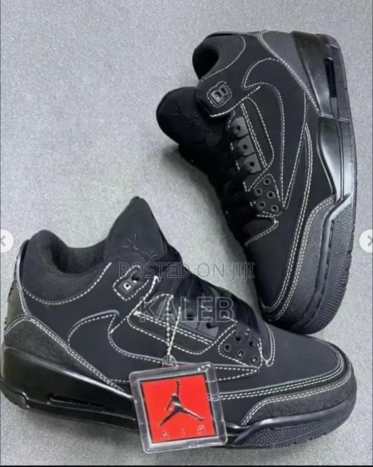 Jordan 3 Travis Scott