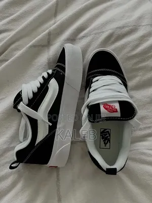 Vans Knu Skool