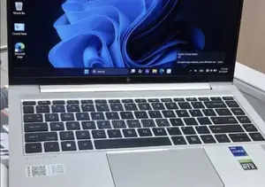 New Laptop HP EliteBook 640 G10 16GB Intel Core i7 SSD 512GB