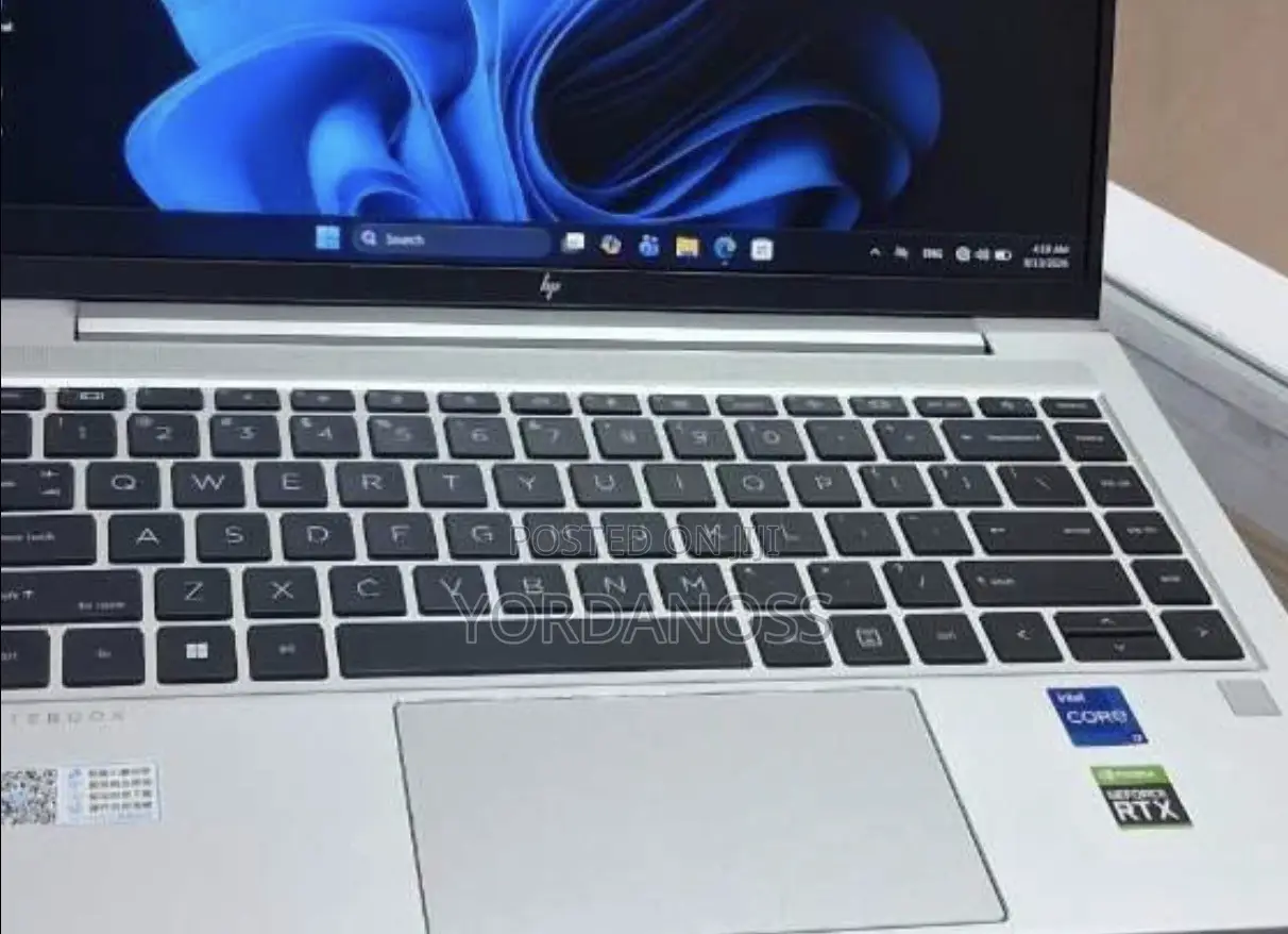 New Laptop HP EliteBook 640 G10 16GB Intel Core i7 SSD 512GB