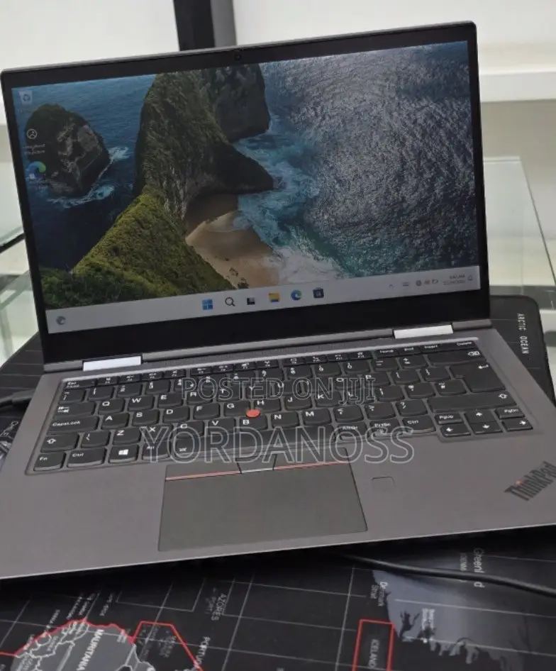 New Laptop Lenovo ThinkPad X1 Yoga 16GB Intel Core i7 SSD 512GB
