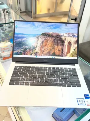 New Laptop Huawei 16GB Intel Core i7 SSD 512GB