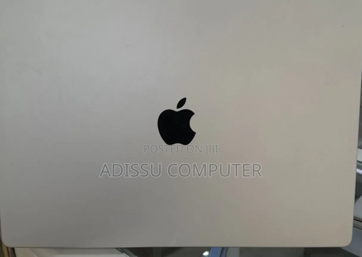 New Laptop Apple MacBook Pro 2019 32GB Apple M1 Pro SSD 1T