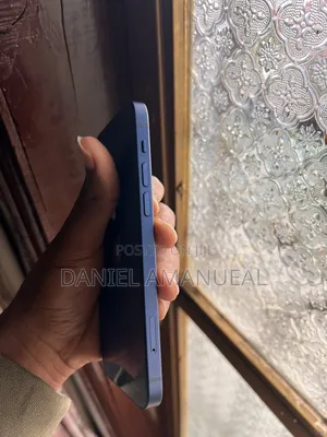 New Apple iPhone 12 64 GB Blue