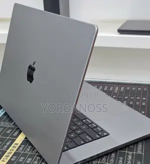 New Laptop Apple MacBook Pro 2021 M1 Max 32GB Apple M1 Max SSD 1T