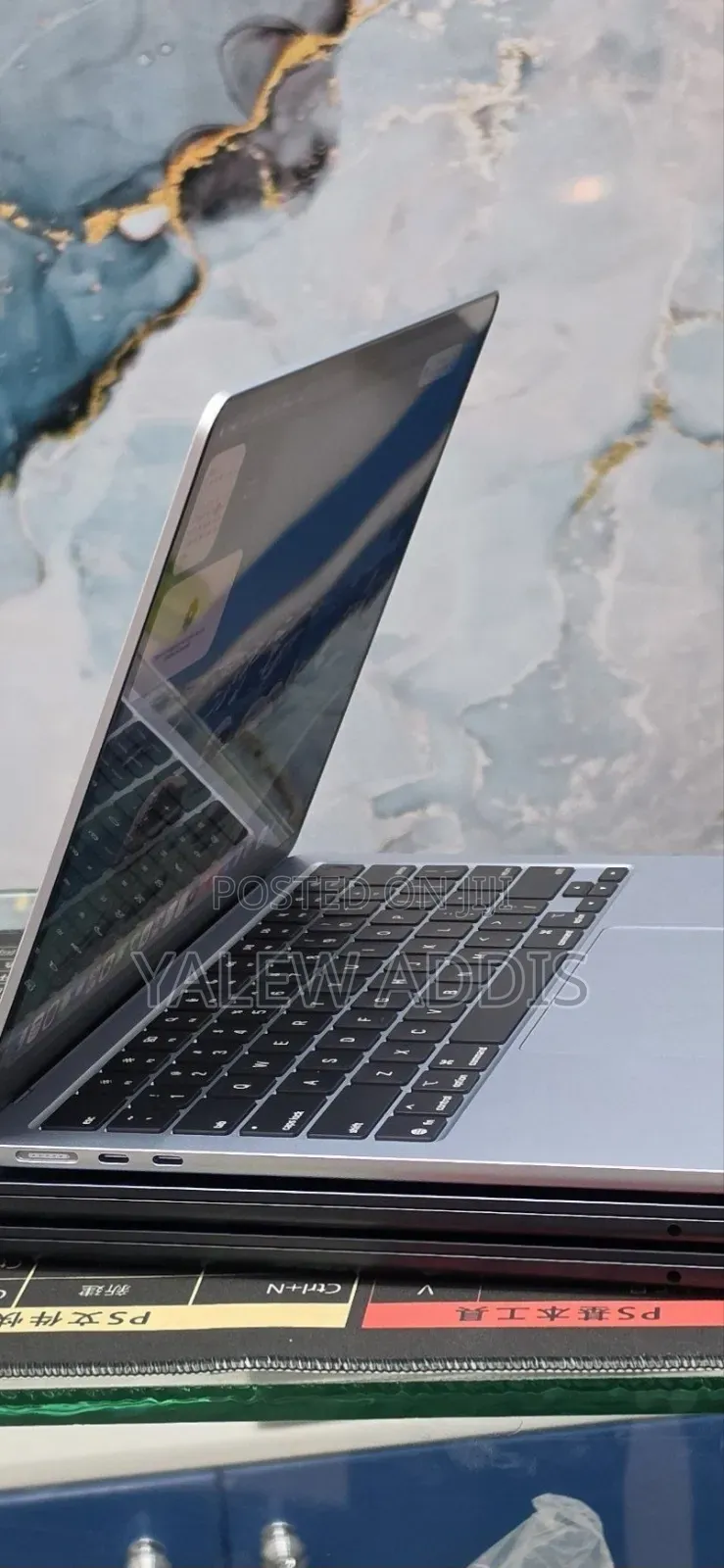 New Laptop Apple MacBook Air 2025 M4 16GB Apple M4 SSD 256GB