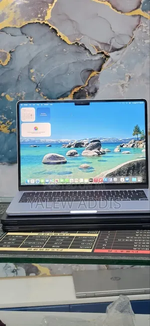 New Laptop Apple MacBook Air 2025 M4 16GB Apple M4 SSD 256GB