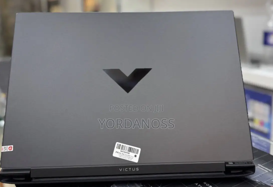 New Laptop HP Victus 16 16GB Intel Core i7 SSD 1T