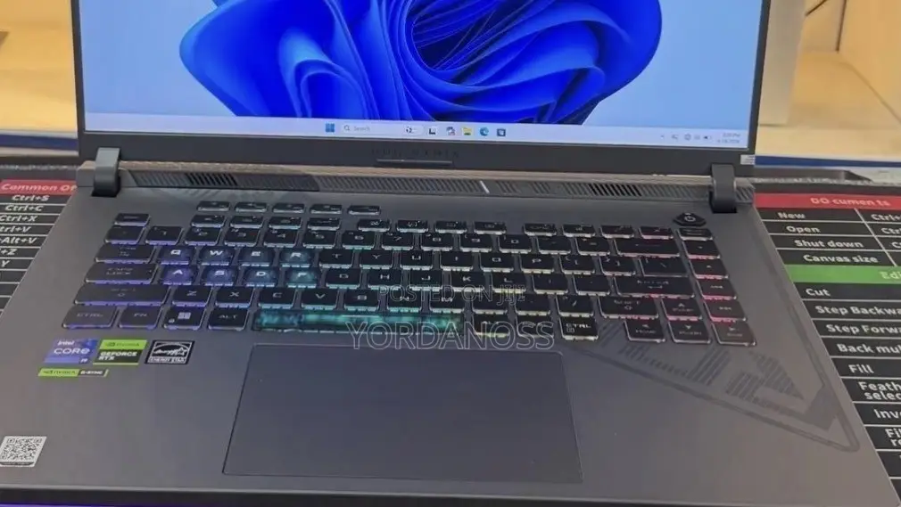 New Laptop Asus ROG Strix G16 G614 16GB Intel Core i9 SSD 1T