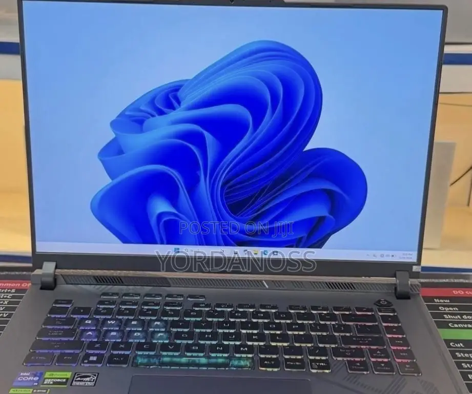 New Laptop Asus ROG Strix G16 G614 16GB Intel Core i9 SSD 1T