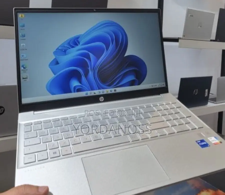 New Laptop HP Pavilion 15 16GB Intel Core i7 SSD 512GB