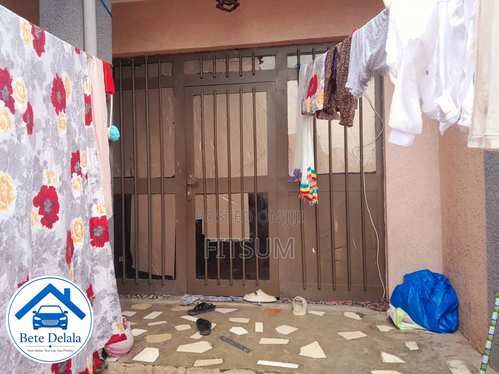 2bdrm House in Summit, Bole for sale
