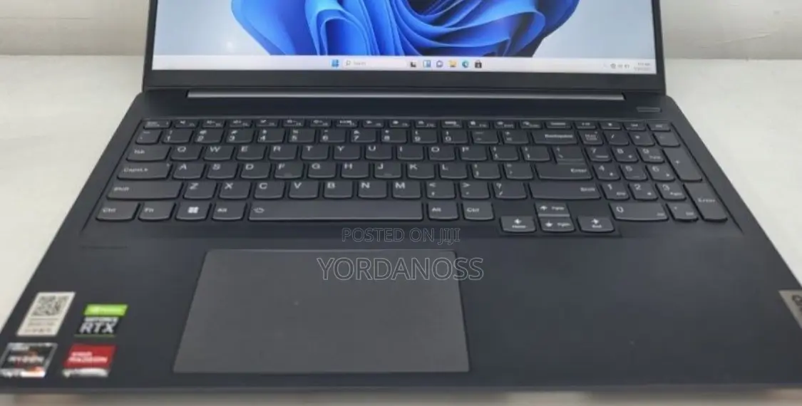 New Laptop Lenovo IdeaPad 130 16GB AMD Ryzen 7 SSD 512GB