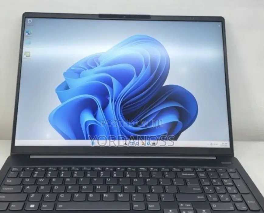 New Laptop Lenovo IdeaPad 130 16GB AMD Ryzen 7 SSD 512GB