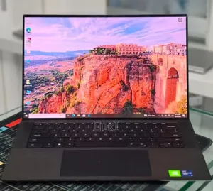 New Laptop Dell Precision 5560 16GB Intel Core i9 SSD 512GB