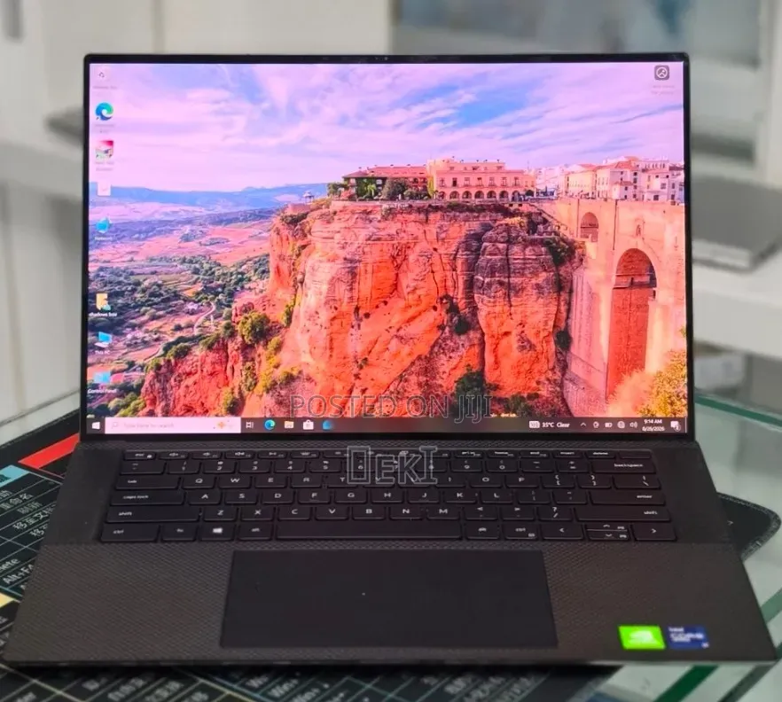 New Laptop Dell Precision 5560 16GB Intel Core i9 SSD 512GB