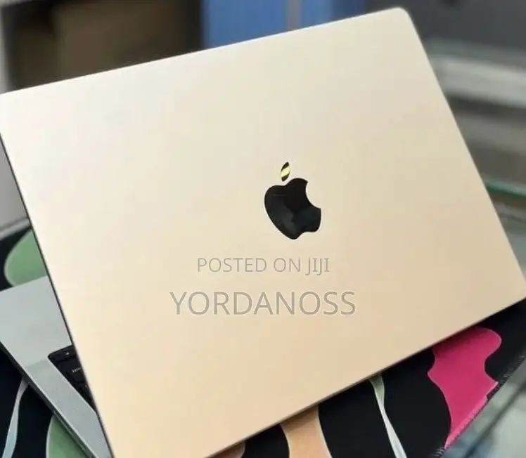 New Laptop Apple MacBook Pro 2021 M1 16GB Apple M1 SSD 512GB