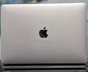 New Laptop Apple MacBook Pro 2020 M1 8GB Apple M1 SSD 512GB