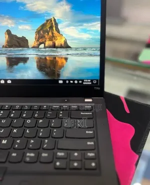 New Laptop Lenovo ThinkPad T14s Gen 1 16GB Intel Core i7 SSD 512GB