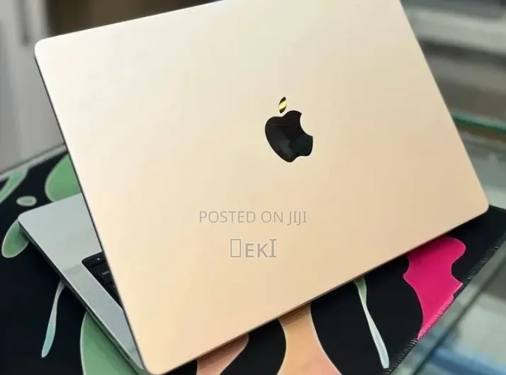 New Laptop Apple MacBook Pro 2021 M1 16GB Apple M1 SSD 512GB