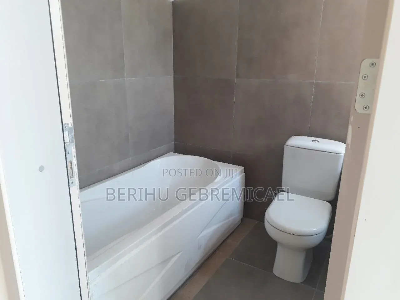 Furnished 2bdrm Apartment in ቸርችል ጎዳና, Arada for rent