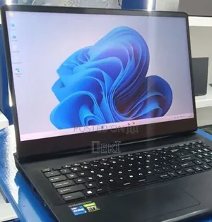 New Laptop MSI GP75 Leopard 16GB Intel Core i7 SSD 1T