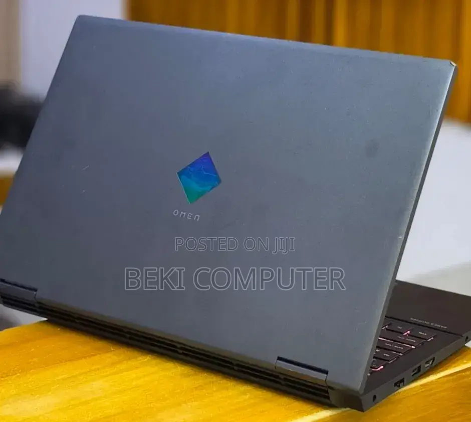New Laptop HP Omen 15 16GB AMD Ryzen 5 SSD 512GB