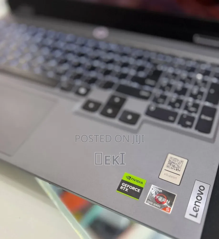 New Laptop Lenovo LOQ 15IRH8 16GB AMD Ryzen 5 SSD 512GB