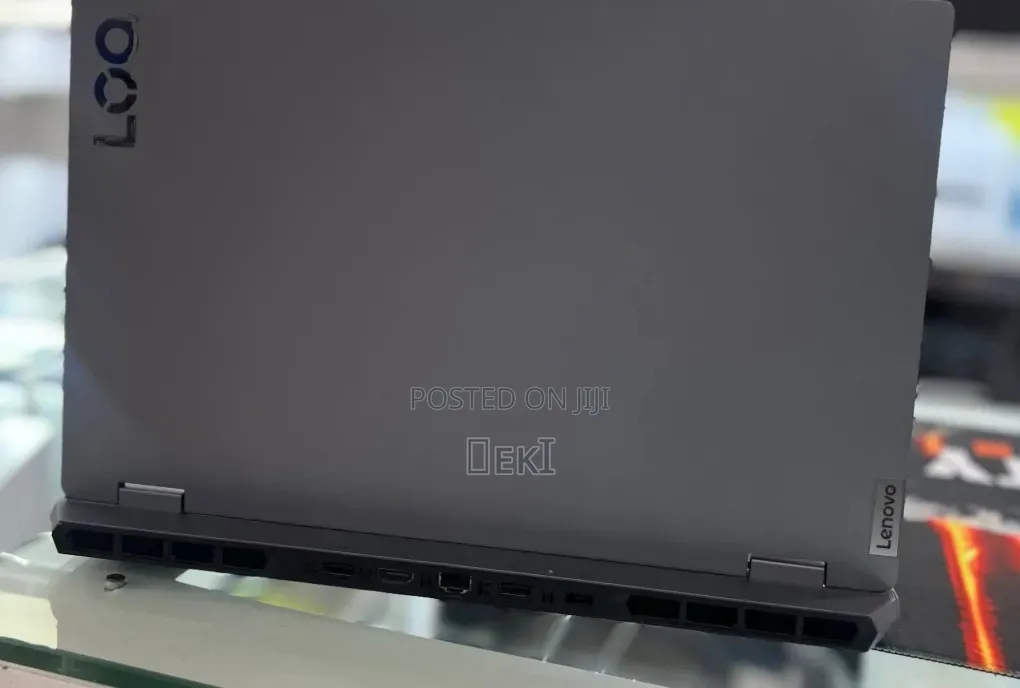 New Laptop Lenovo LOQ 15IRH8 16GB AMD Ryzen 5 SSD 512GB