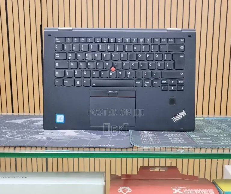 New Laptop Lenovo ThinkPad X1 Yoga 8GB Intel Core i5 SSD 512GB
